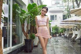 AISS爱丝(黄金版) - 泳池里的亚美依，原图分享，简直太清凉了！