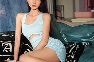 Feilin嗲囡囡 - 不怕鬼的慕羽茜，万圣节图包更新，快来瞧瞧这些‘恐怖而迷人’的新姿态！