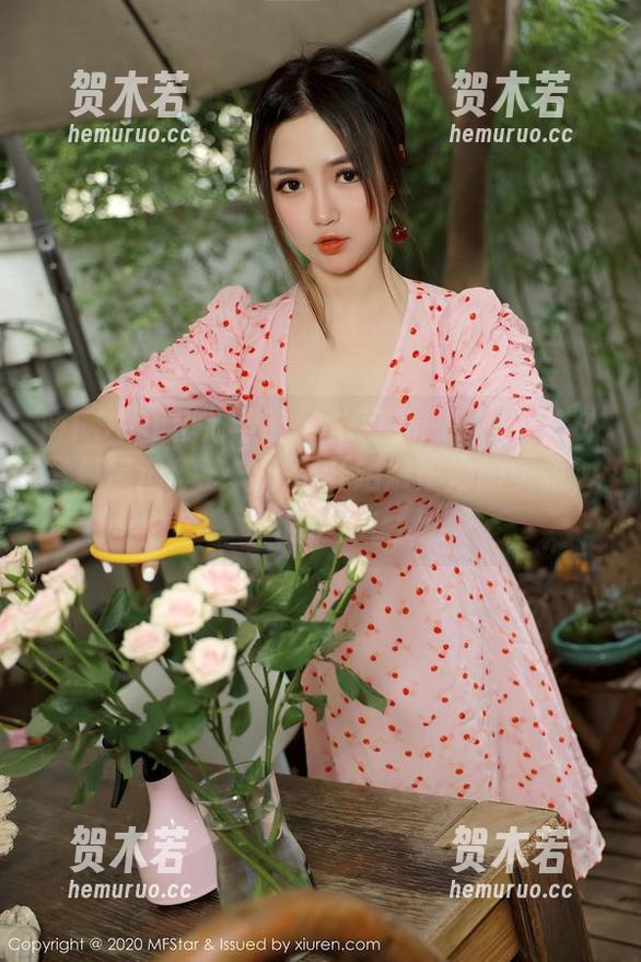 MFStar模范学院 - 朱可儿Flower户外写真精选，连树木都开始嫉妒她的美丽，真的假的！