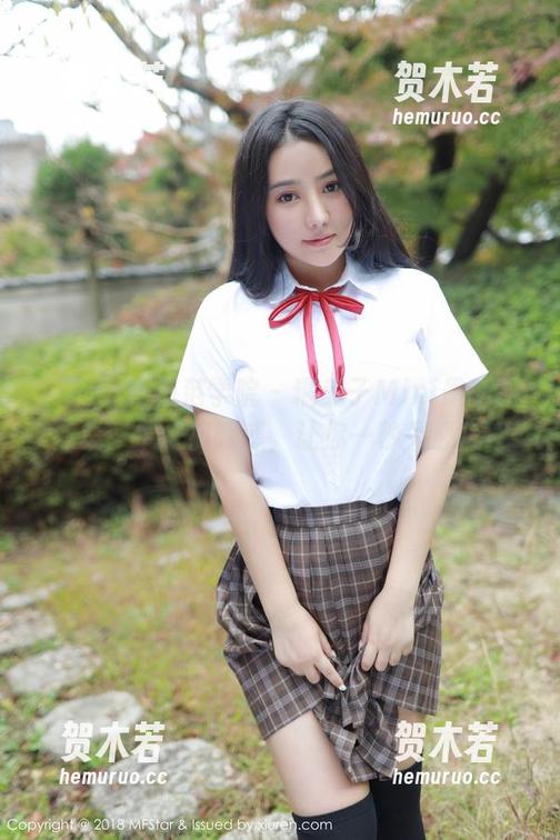 MFStar模范学院-糯美子Mini MFStar模范学院 - 糯美子Mini最新图集:牛仔裤诱惑,让你一秒失心疯