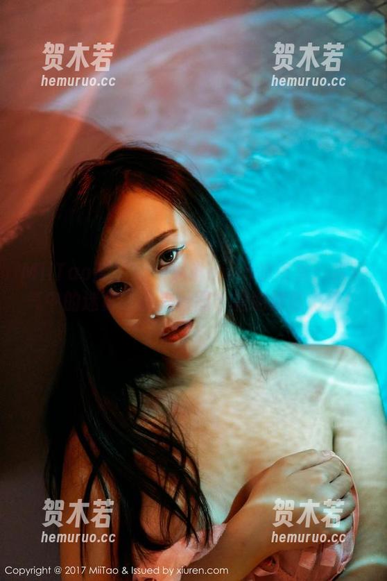 MiiTao蜜桃社-琳琳ailin MiiTao蜜桃社 - 琳琳ailin的浴室:水蒸气中的迷雾,快来看图包里的隐藏彩蛋!