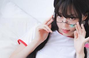 在镂空中漫步，Mozzi(모찌)的写真作品集从未如此引人遐想