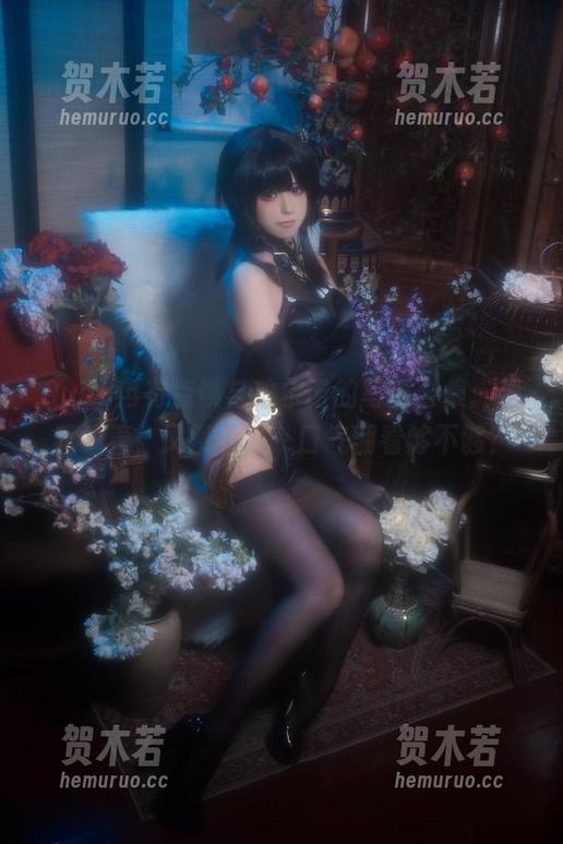 Quan冉有点饿 Quan冉有点饿与珀尔诺的写真合集:看着看着,又饿了,一口气翻看够不够?