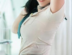 TuiGirl - 居家美图大公开！胡允儿的图包如何在家打造成时尚秀场