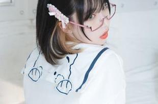 Uhye(이유혜)修女私房美图：唤醒你内心的叛逆。