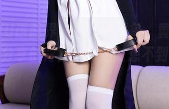 XIAOYU语画界 - 简约不简单，黄乐然短裤写真分享的背后：你绝对想不到的故事！