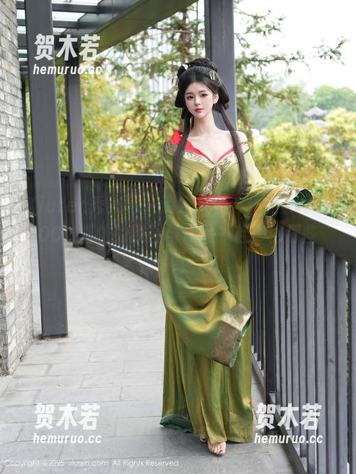 Xiuren秀人网-MOON嘉依 Xiuren秀人网 - 清纯来袭,作怪去也!MOON嘉依的原图与作品一起揭秘那些“错觉”