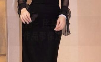 Xiuren秀人网 - 比基尼风情：月野兔美妞的超美作品带你遨游阳光海岸！