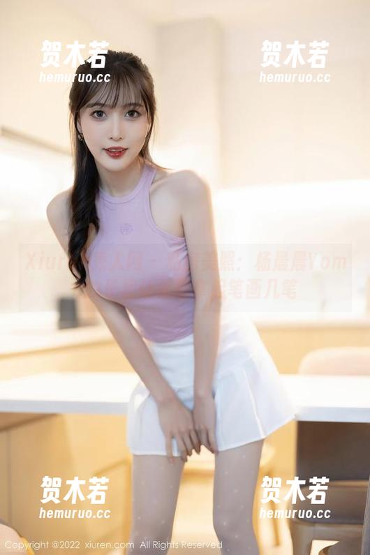 Xiuren秀人网-杨晨晨Yome Xiuren秀人网 - 私房美照:杨晨晨Yome的长裙让你想拿起笔画几笔