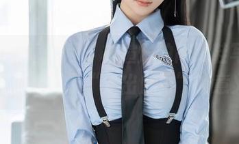 Xiuren秀人网 - 林煊煊的高跟鞋写真，完美诠释了“走出魅力”的意义