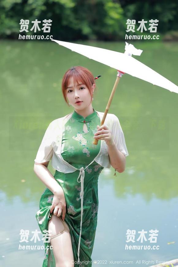 Xiuren秀人网 - 熊小诺棉袜全套，下载后自带欢乐魔法！