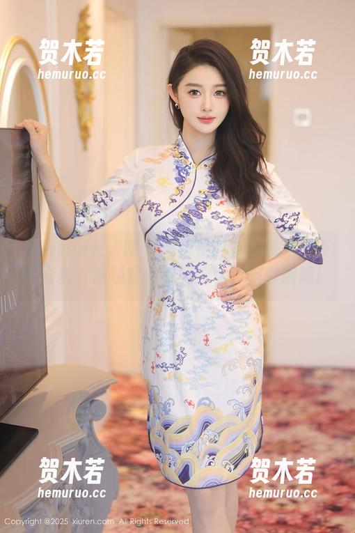 Xiuren秀人网 - 顾楚楚职业装曝光：原图合集，职场竟然隐藏这么多幽默瞬间！