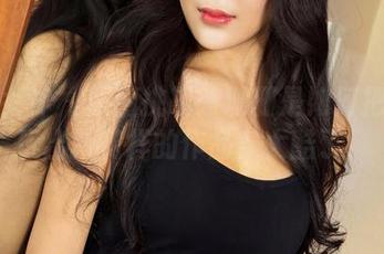 克拉女神 - 原图挑战：珊珊是如何把粉色玩出新花样的作品？太酷了！