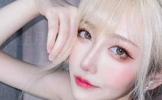 当啾小妍遇上月光：一场不可抗拒的高清暗夜猫女图集之旅！