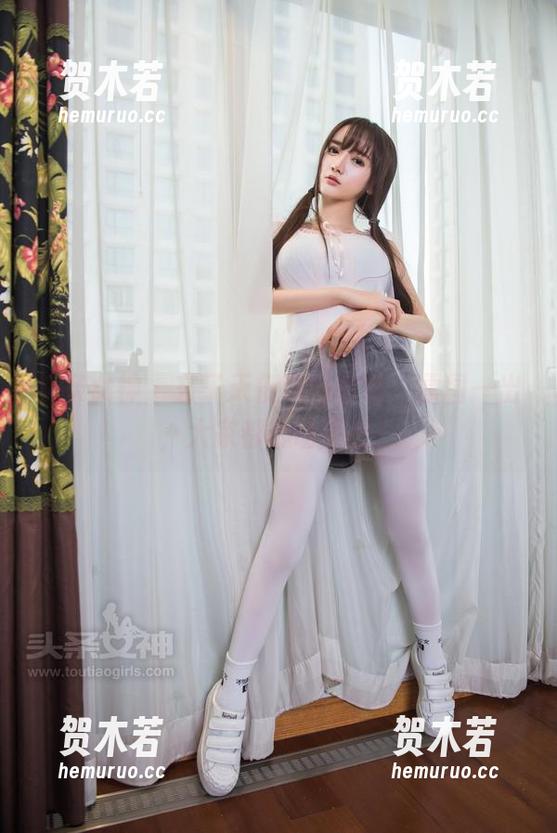 头条女神-玄子 头条女神 - 玄子天使现场在线,原图一出,大家都心动不已!