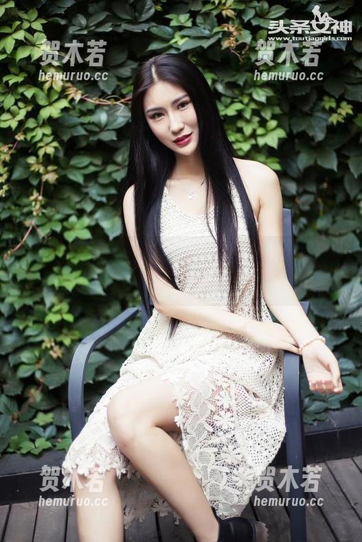 头条女神-王紫琳 头条女神 - 王紫琳带你领略比基尼的魅力,这些福利图片绝不能错过!