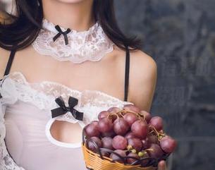 头条女神 - 一幅画两个人，语溪的定制作品，双重惊喜等你发现！