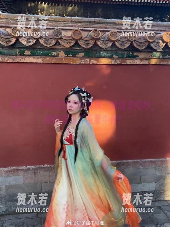 妍子坚不可摧的花嫁图集：我看见婚纱，她却看见了西部牛仔！