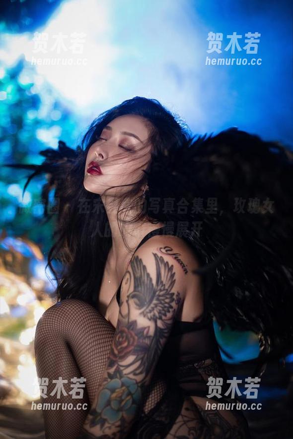 微密圈 - 在宋昱欣的写真合集里，玫瑰女人的故事慢慢展开