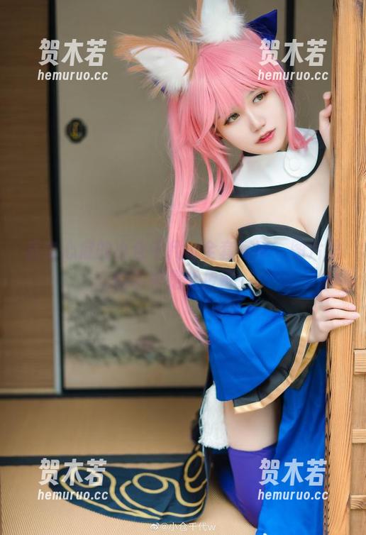 直击心底的小仓千代w全套写真，图片里的学姐是个传奇！