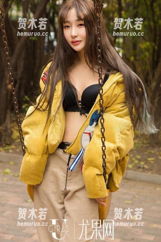 尤果网 - 白丝是什么？娜依灵儿的写真告诉你：它就是撩人的秘密武器！