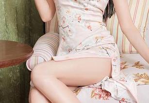 尤蜜荟 - 泳池里的尹菲，水花四溅和无圣光完美结合！