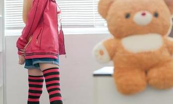 最新分享：在幼水铃衣的灰丝世界中漫步