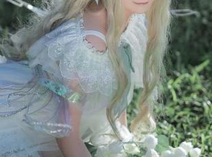 在线看“是三不是世w”的女友美图，甜蜜气息扑面而来！