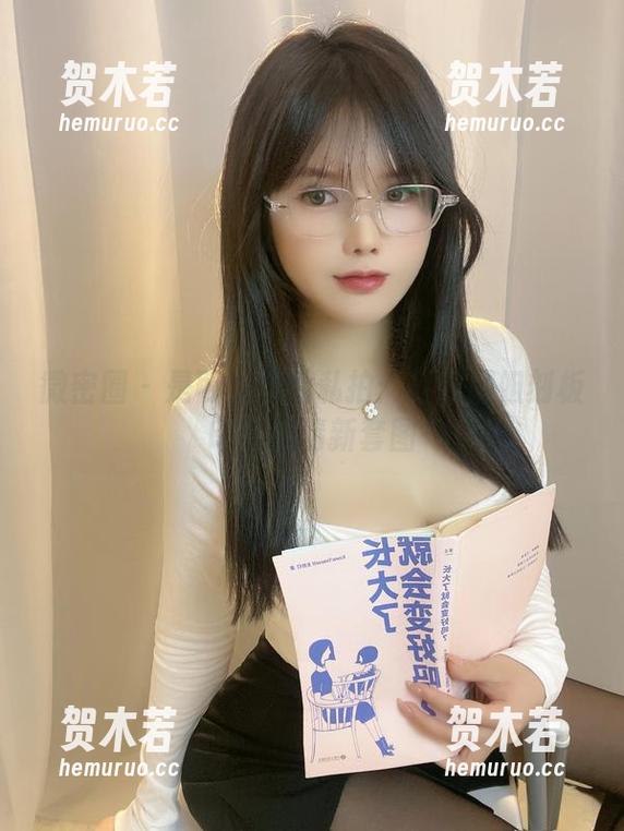 是可馨耶 微密圈 - 是可馨耶的私拍:打破御姐刻板印象的清新套图