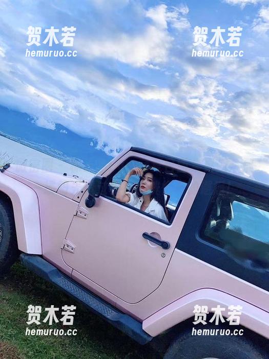 林子喵Lynne 微密圈 - 林子喵Lynne夏日图集更新:那一缕阳光透过树叶,恍惚间的邂逅!