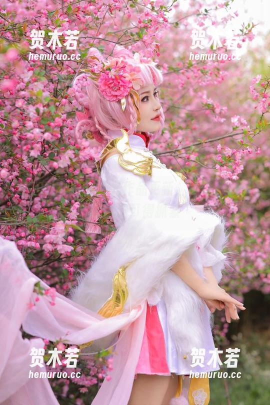 桃暖酱旗袍白月光作品更新，心动不如行动，这可得抓紧