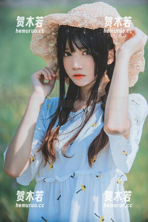 桜桃喵 高清图集:桜桃喵的圣诞节,这到底是美图还是‘我有点心动’的节奏?