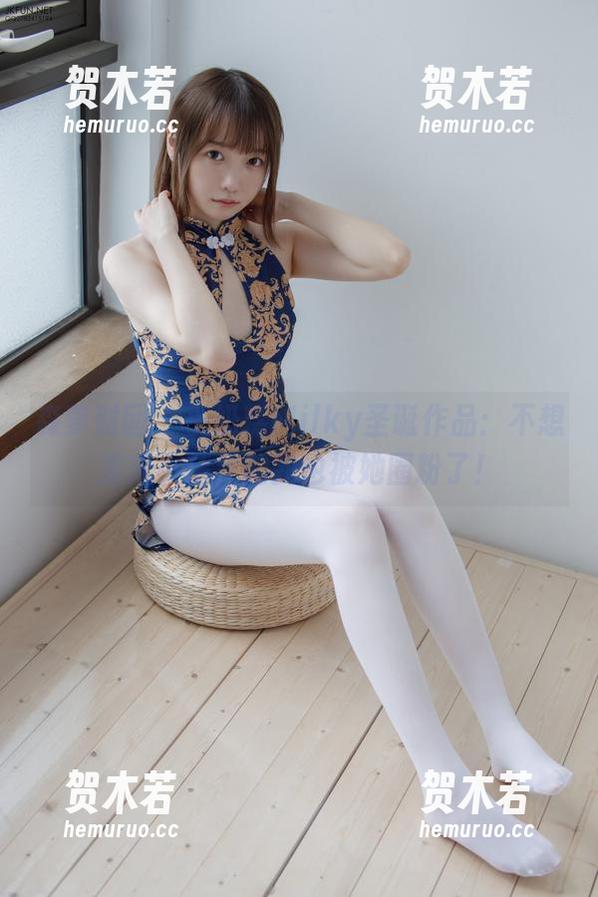森萝财团 - 小奶糕Milky圣诞作品：不想变成小精灵的我也被她圈粉了！
