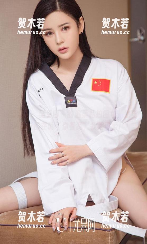 爱尤物 - 翻看静一的温柔私拍图包，感觉每张都在说‘你看我，我超可爱!’