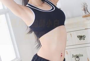爱蜜社 - 照片中的酥小白，信不信这制服能撩翻一片？