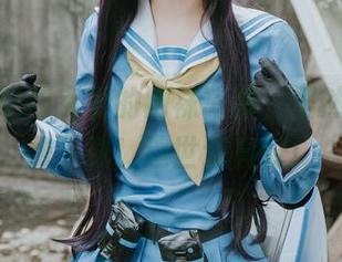 白莉爱吃巧克力的网袜写真，居然可以免费下载！这世道真好！