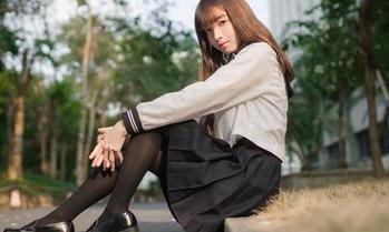 更新！祖木子的‘裤里丝’图包，瞬间让人眼前一亮！