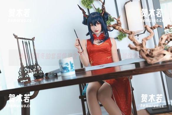 神乐坂真冬的套装惊艳全场，你绝对不想错过这个福利！