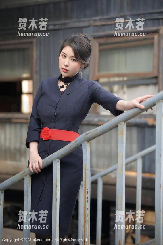 秀人网 - laura阿姣品牌新作旗袍图集，刚更新。一起来看看这位女神的时髦进化吧！