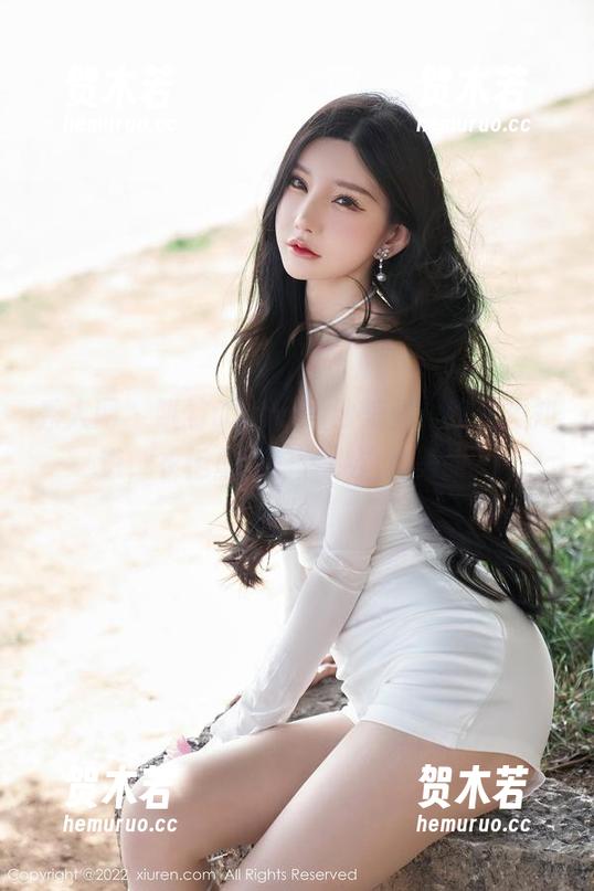 秀人网-凯竹Quinn 秀人网 - 凯竹Quinn婚纱美图:我就想知道,衣柜里还有多少这种美丽?