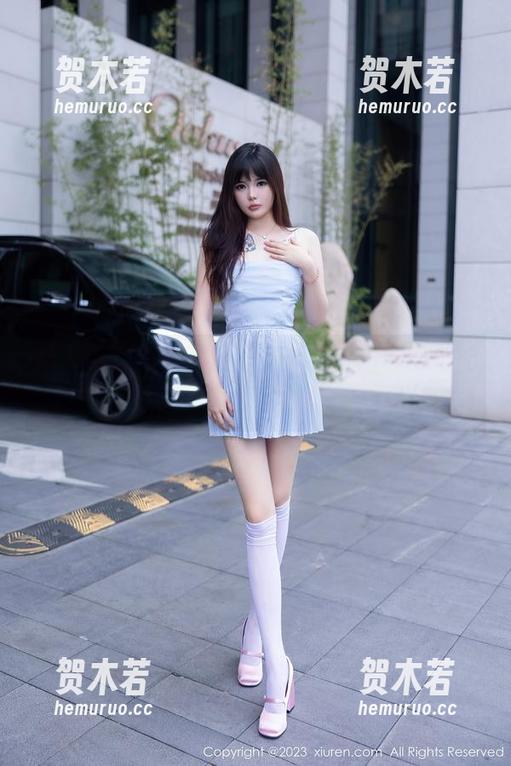 秀人网-司妃SL 秀人网 - 黑白的魔力,私拍套图中的司妃SL又要撩动心弦了!