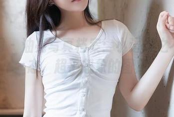 秀人网 - 油亮写真档案：小逗逗之不羁姿态，超乎想象的图库