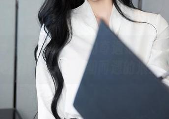 秀人网 - 心妍小公主的奇遇记剧情合集：更新就像一场不期而遇的浪漫～