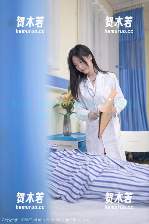 秀人网-潘娇娇 秀人网 - 潘娇娇的浴室故事:作品集更新,感受那淡淡的香气和温度。