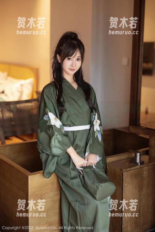 秀人网 - 王俪丁小宝贝女仆写真，最新分享里藏着不为人知的小幽默！