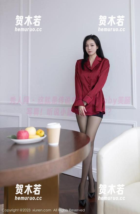秀人网 - 这就是传说中的私语baby美腿写真！听说小腿本身会说话？