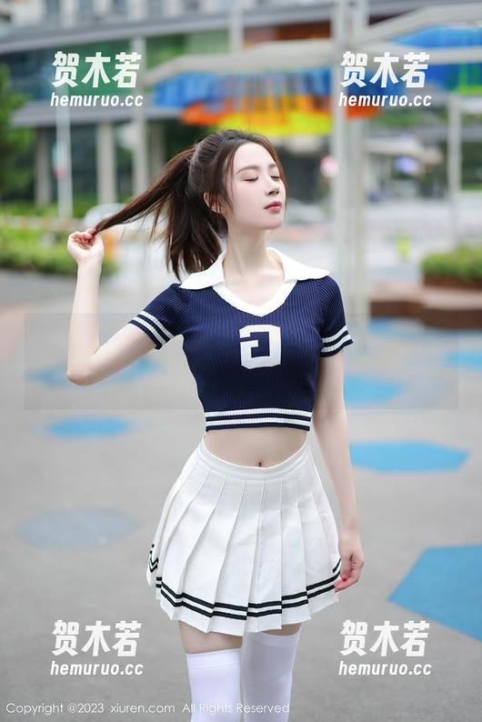 秀人网 - 最新绯月樱-Cherry性感黑丝美腿图包，怎么又被她撩到啦！