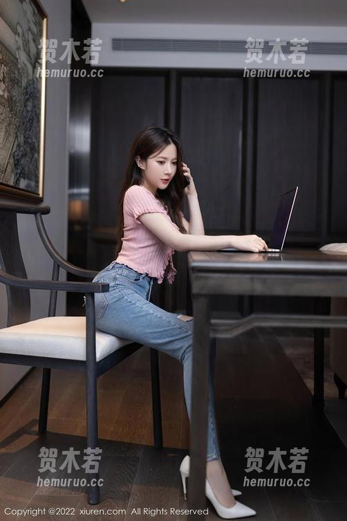 秀人网 - 小心！黑丝潜藏的秘密：葛征Model原图揭密