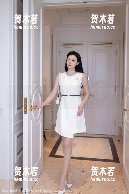 秀人网-西希白兔 秀人网 - 谁说校服不能美?西希白兔的美图资源让你耳目一新!