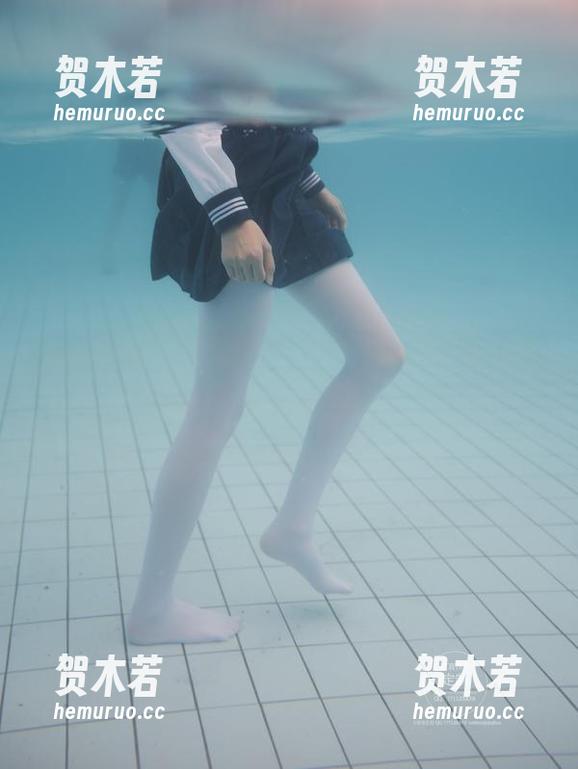 紧急企划 - 美图揭晓：奶昔的黑丝女仆，谁不想多看两眼？